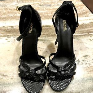 Michael Kora High Heel Stilettos!